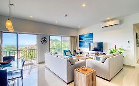 Jaco Bay 6803